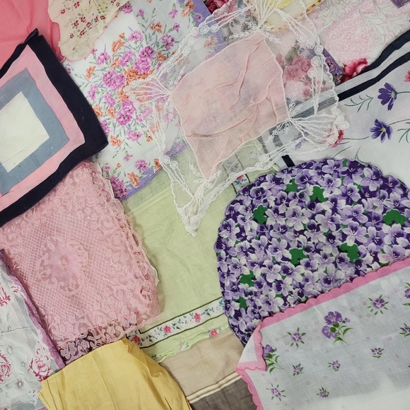 Vintage Multicolor handkerchiefs - Picture 7 of 12